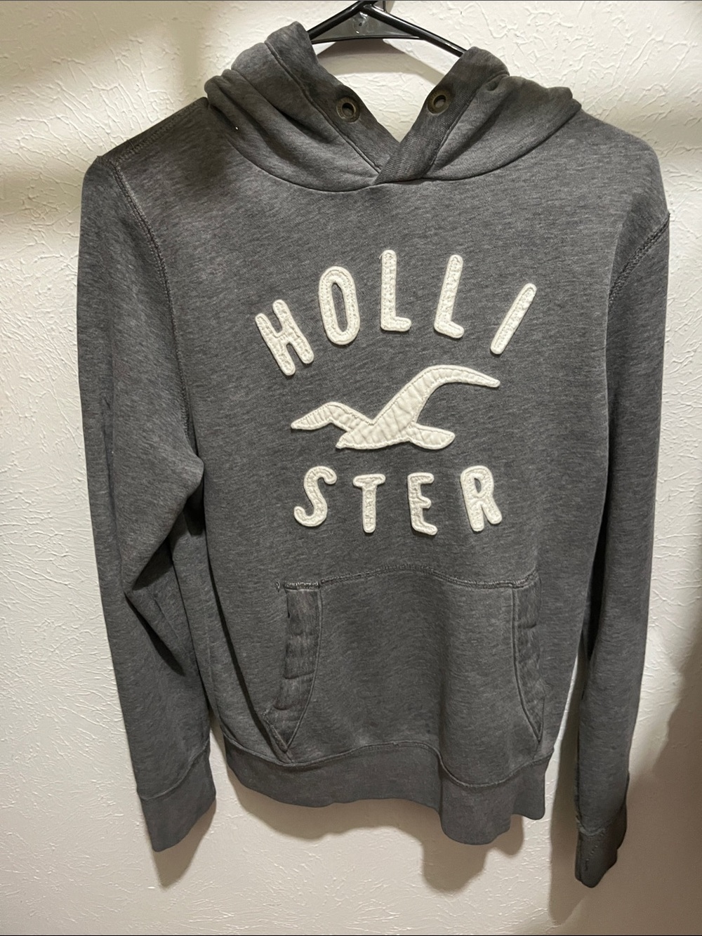Hollister Women's Gray Hooded Sweatshirt with White Appliqué Logo